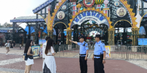 一景一策精准守护  冰城公安筑牢景区安全防线