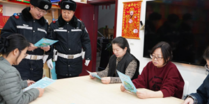 冰城公安全力以赴 守护游客平安出行路