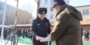 宾县公安局借力“3・15”开展禁毒宣传 守护群众消费安全