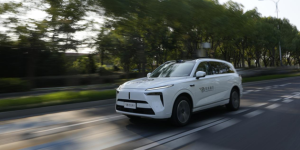 元戎启行年底或成全国首家消费级量产 Robotaxi 落地企业