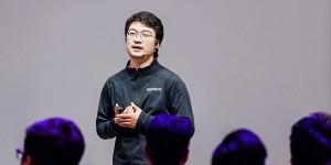 小模型时代终结？元戎北京车展亮出基座模型，预告舱驾一体Agent