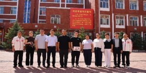 情系教育送温暖 爱心关怀促成长——中国移动黑龙江公司大庆林甸分公司为一中学子捐赠物资